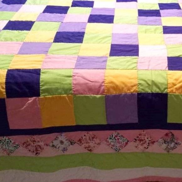 Patshwork Quilt Hand Quilted Block Design 87" X 88” Full/Queen Made in 2023 - Picture 2 of 7